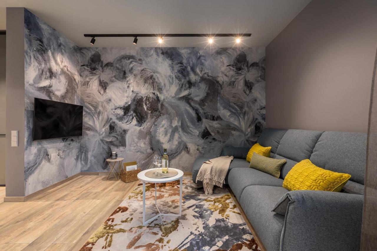 Olivia Apartamenti Jurmala Ngoại thất bức ảnh
